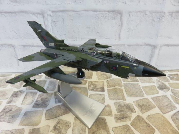 宗鑫貿易 1/72 Corgi AA33619 Panavia Tornado GR 4 龍捲風戰機