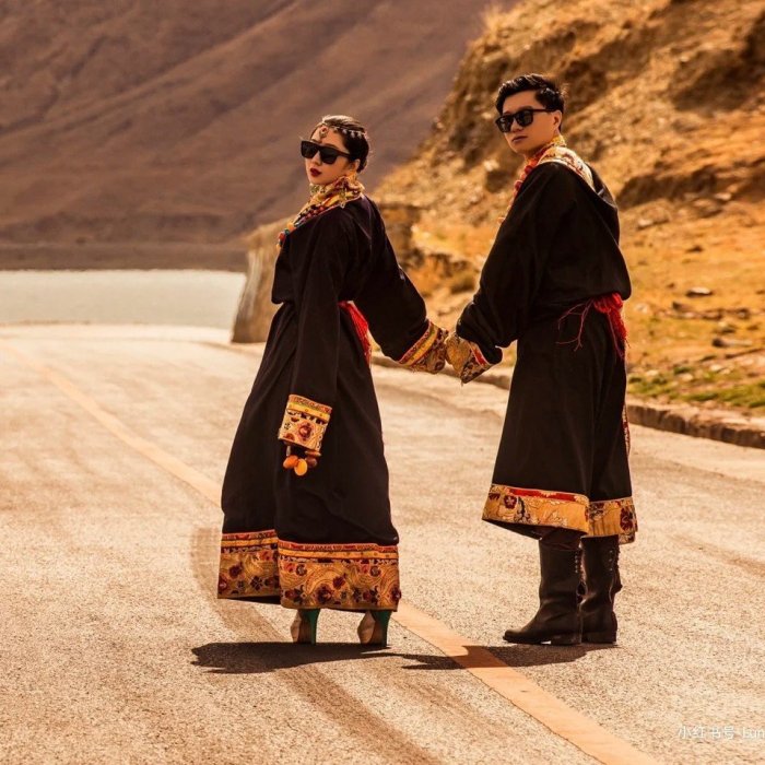 現貨熱銷-男女士春秋款鑲邊藏族藏式民族服裝藏袍長袍服飾