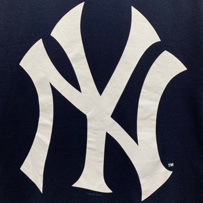 Supreme New York Yankees Box Logo Tee | Yahoo奇摩拍賣