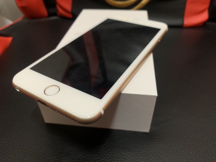 超級新無刮傷無摔機全配台中面交二手美品台灣公司貨iPhone 6S PLUS 64g
