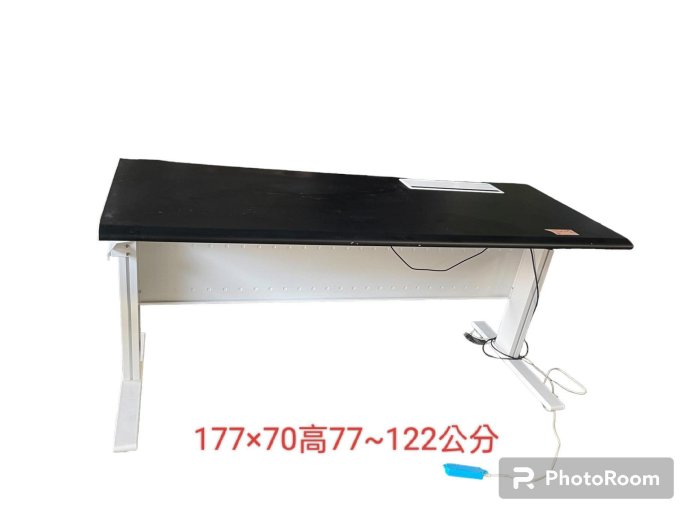 桃園國際二手貨中心---電動升降桌  人體工學桌  繪圖桌  製圖桌  高腳桌  成長桌  坐站二用桌  質感佳.材質好.穩重耐用