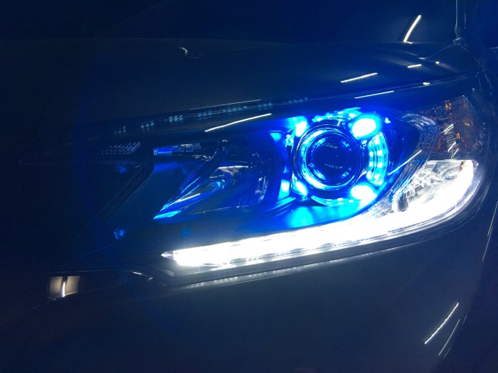 翔宸自動車照明設計 雙光源變光一秒切換鹵素 客製化魚眼 HID LED 光圈 鋼鐵極光魚眼 流水日行燈