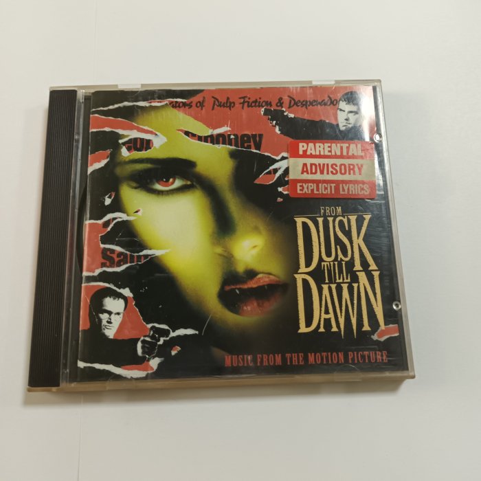 昀嫣音樂(CDz54) FROM DUSK TILL DAWN 有磨損微細紋 保存如圖 售出不退