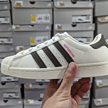 南◇2022 5月 adidas SuperStar 經典 大童鞋 白 黑 三條線 貝殼頭 三葉草  G3366