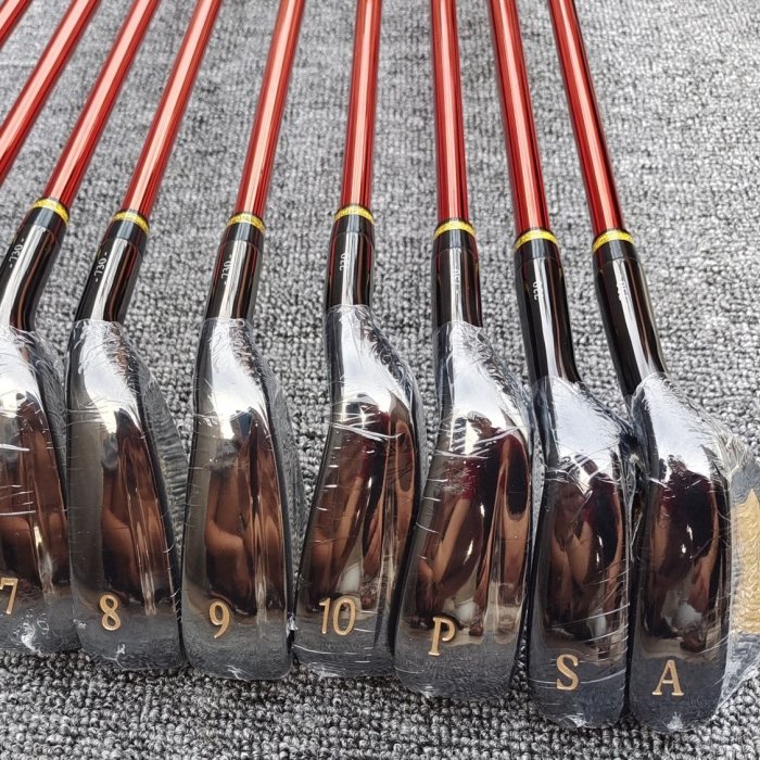 新款 Majesty prestigio 10男士高爾夫球桿 套桿 碳素桿身 送桿套正品促銷