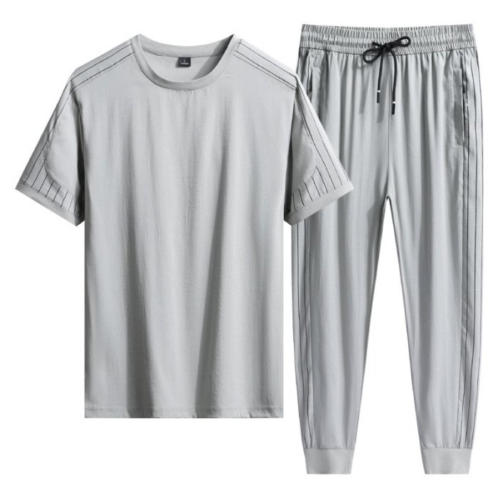 夏季2023新款短t套裝男冰絲T恤白版長褲運動男士潮流兩件套團體服