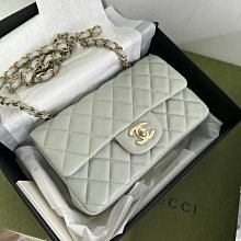 Chanel A69900 CF mini 20 cm 淺灰金鍊