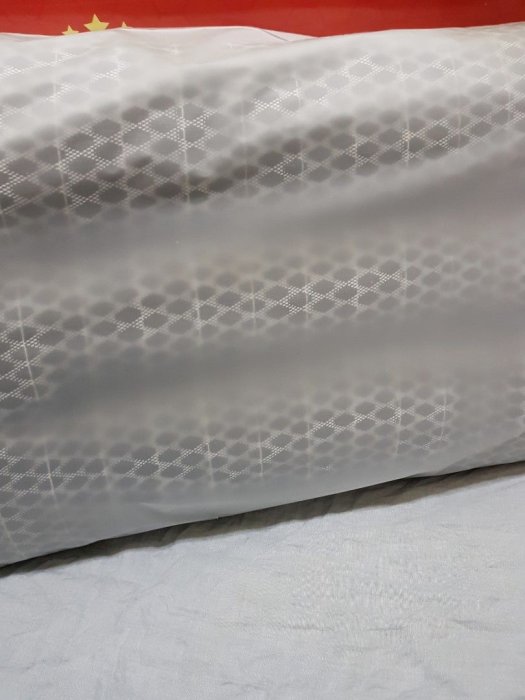 AKWATEK品牌石墨烯超導舒眠減壓枕(會發亮) 全新 單顆枕 附盒 最夯的石墨烯 甜甜價
