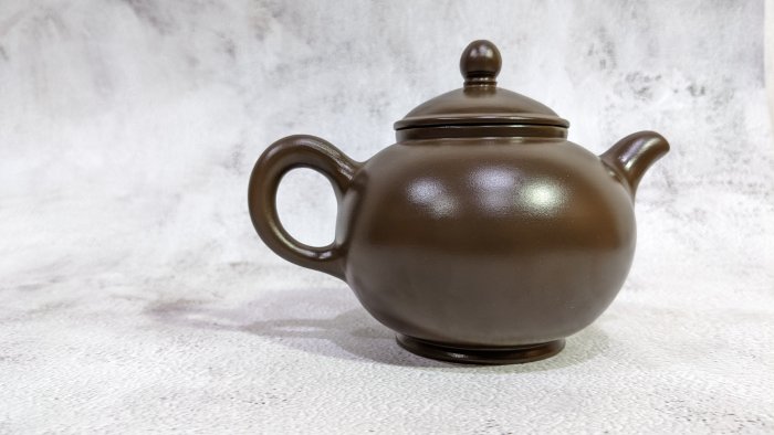 【不動茗壺】台灣鶯歌手拉胚茶壺---林國順 極品紫泥大壺(絕版孤品)