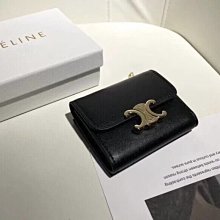 美國代購 Celine 新款Triomphe凱旋門釦三折 短皮夾卡包零錢包*附購證