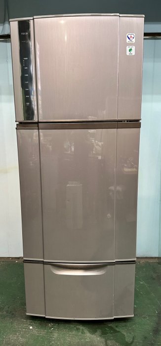 【永茂二手家具館】新竹2手中古傢俱 家電*RE713AB*東元三門543L冰箱*烘衣機 烤箱 電扇 除濕機 電暖器 電視