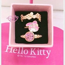 小花花日本精品♥ Hello Kitty 40周年 美樂蒂 戒指 三環戒 大臉寶石00802604