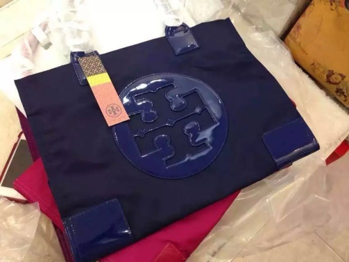 ╭☆包媽子店☆TORY BURCH 玫紅色跟黑色.深藍色輕便尼龍單肩/購物包