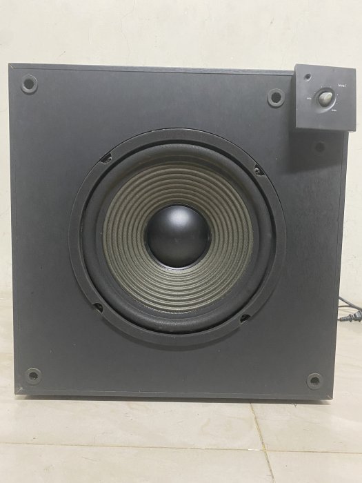 美國 JBL PSW D110 主動式重低音音響 喇叭 10吋單體 外表還不錯 聲音也漂亮又震撼~加拿大製造