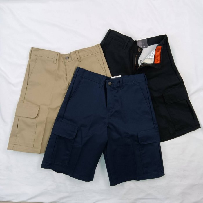 現貨 8506 CN3 Dickies LR600 素色 寬版 雙口袋 工作褲 短褲 寬鬆 男短褲 迪凱思
