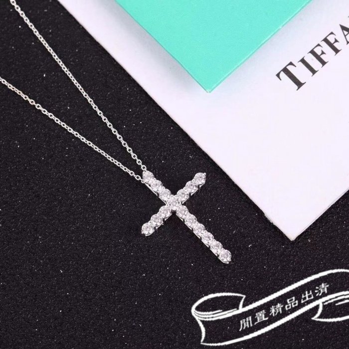 閒置✈二手精品 TIFFANY.& Co.蒂芙尼 十字架✟✟項鏈 實心 鎖骨鏈 925鍍銀 銀色