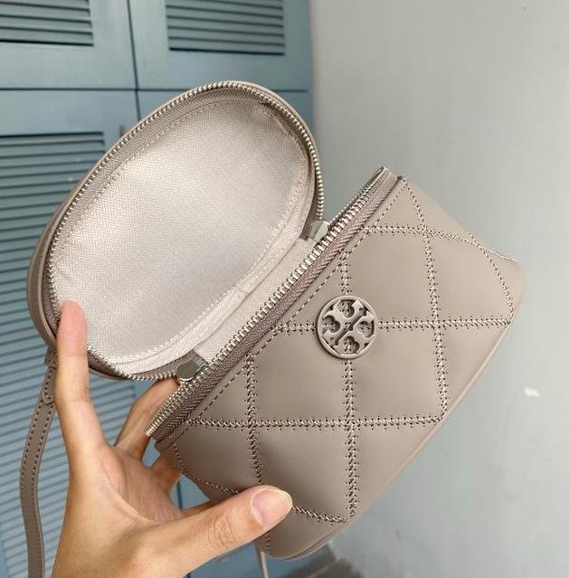 品牌特賣店 美國代購 TORY BURCH TB 菱格紋盒子包 化妝包 斜跨女包 美國100%正品代購 附件齊全