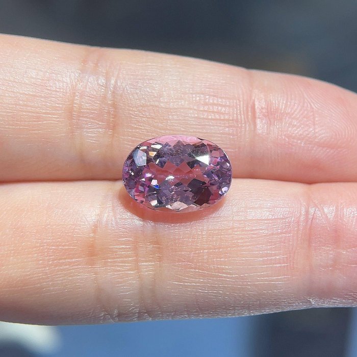 天然孔賽石(Kunzite)裸石4.97ct [基隆克拉多色石Y拍]