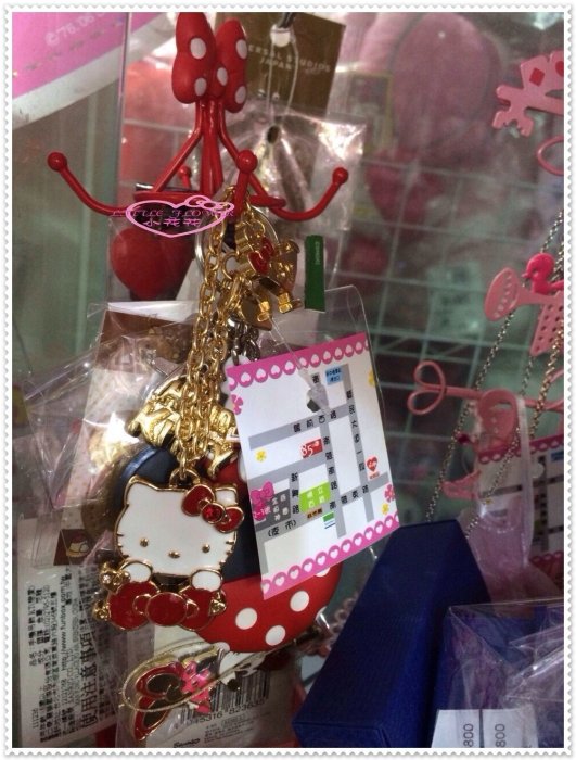 小花花日本精品 Hello Kitty 凱蒂samantha thavasa 吊飾  包包掛飾 紅色趴姿00800303