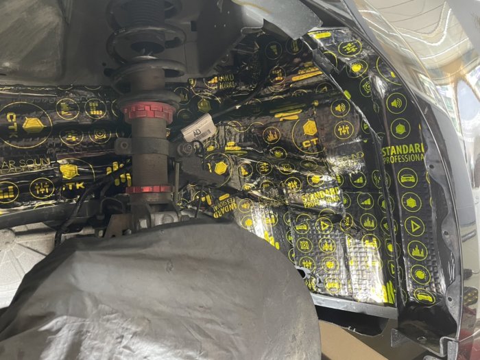 環球汽車音響~ 福特 2020年式 MONDEO 四輪輪拱隔音.頂級烏克蘭CTK-3.0mm隔音材料.四層施工法