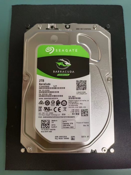 【Seagate】ST2000DM008 3.5吋硬碟 2TB(二手良品)