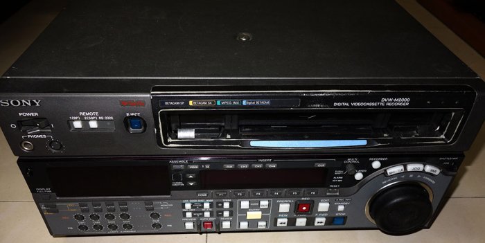 中古SONY DVW-M2000 Digital Betacam 多格式錄放影機| Yahoo奇摩拍賣