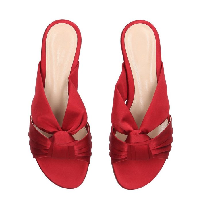 歐美女士紅色沙灘鞋休閑度假涼拖外貿大碼平底鞋成都跨境貨源