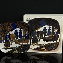 《玖隆蕭松和 挖寶網XQ》B倉 託拍 陶瓷 1996 阿拉伯 卡勒瓦拉 紀念盤 展示盤 重約 591g 盒裝(01613X)