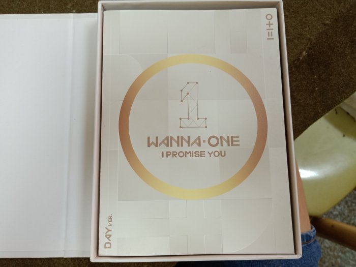 長春舊貨行 0+1=1 I PROMISE YOU CD WANNA ONE KOMCA 2018年 (Z12)