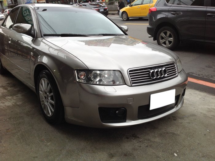 DＪＤ180727５２ AＵDI A4 B6 全車烤漆 歡迎預約到店(依現場估價為主)