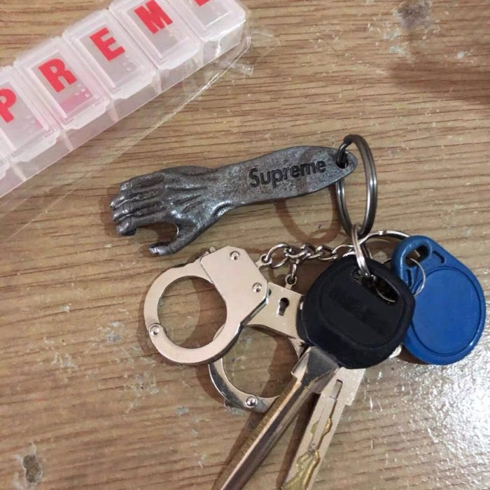 supreme シュプリーム メタル キーホルダー keychain セット - 小物