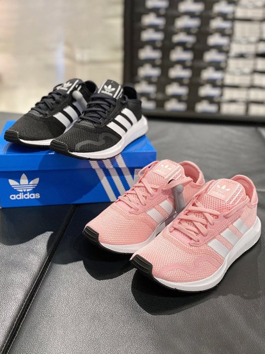 ❤奢品匯正品&專櫃直出❤正品愛迪達Adidas三葉草男女大童鞋SWIFT RUN休閑跑步鞋運動鞋FY2150