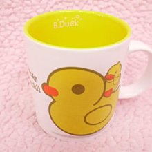 ♥小花花日本精品♥ Hello Kitty 小黃鴨鴨滿滿圖磁器耐高溫安全實用大容量咖啡杯/水杯