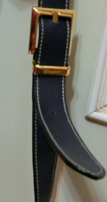 56. 專櫃正品Salvatore ferragamo古著斜背包(3)