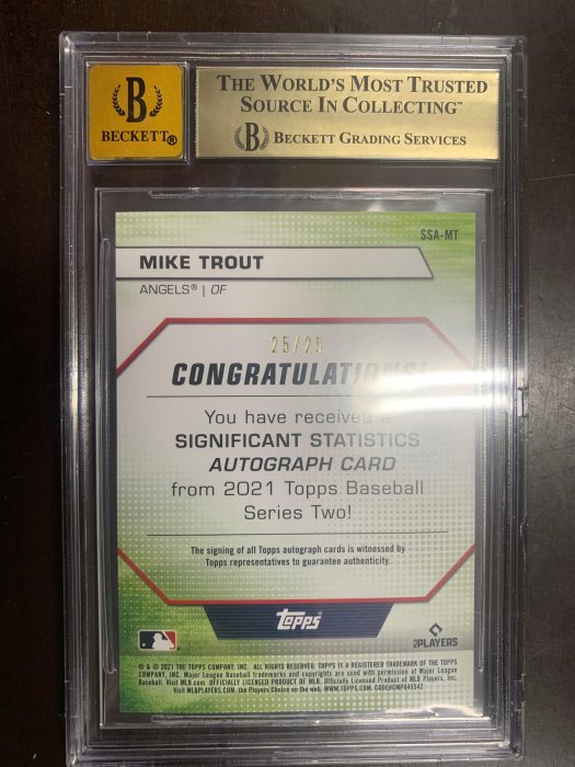 2021 Topps significant Mike Trout 簽名 限量25 BGS9.5