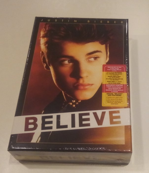 〈CD+DVD ,限量豪華套裝,全新未拆封〉小賈斯汀:我相信 Believe (Uber Deluxe Version)