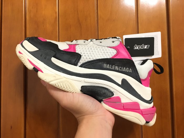 H-Sneaker】全新2018SS BALENCIAGA TRIPLE S 黑桃黑粉桃紅巴黎世家老爹