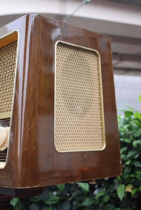 1956年 德國 Grundig 歌蘭蒂 3068 HiFi 真空管收音機