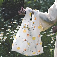 ＳｅｙｅＳ  雜誌街頭個性韓系刺繡雛菊小花紗質背心手提袋/購物袋