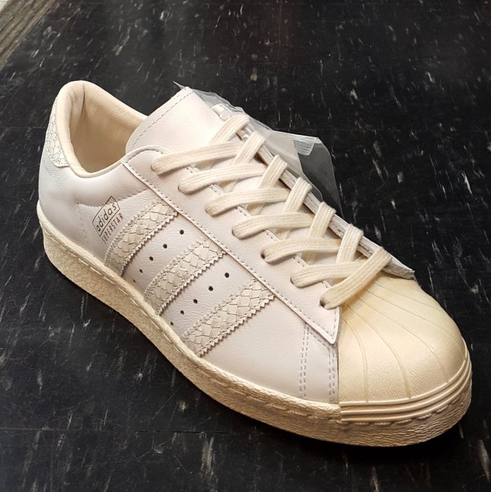 adidas SUPERSTAR 80V Undefeated 聯名款 貝殼頭 白 米白 蟒蛇 文字鞋帶 B34077