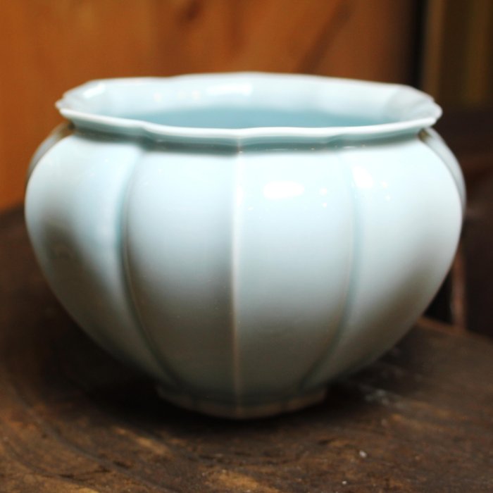 【桑園の】茶道具 天青 菱花建水 陶瓷 茶洗 水盂 泡茶器具 美品 盒附 Q 4323