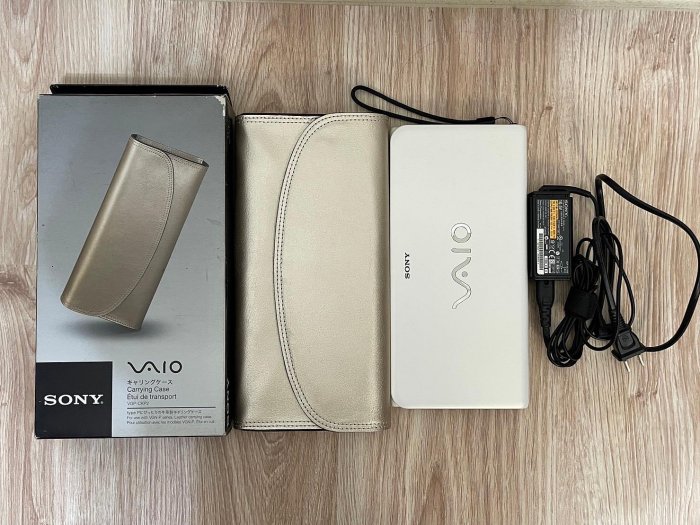 SONY VAIO P 8吋 白色 小筆電 Z560 256GB SSD 610克 日本製 P115