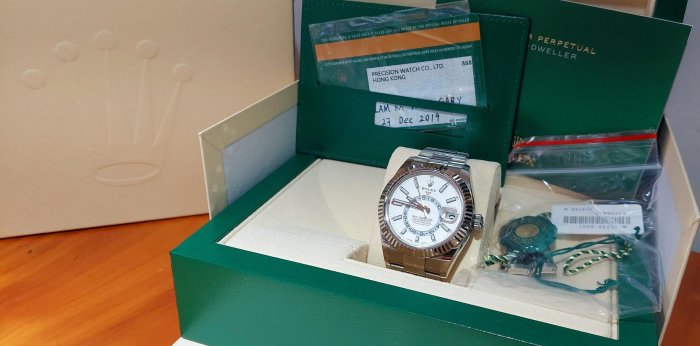 ROLEX 勞力士 326934 白面天行者 蠔式 半金 天行者 沙羅系統 年曆錶 兩地時區 自動上鍊 42m年曆錶 大全套 盒單吊牌齊全 95新以上