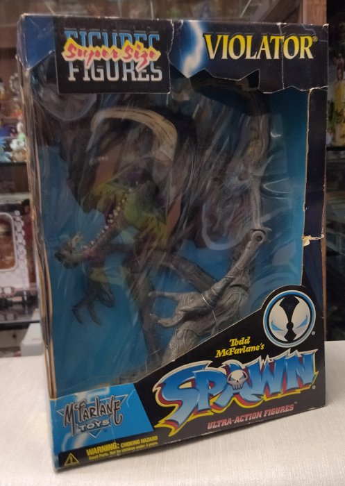 C-11  櫃 ： 1997 MCFARLANE SUPER SIZE SPAWN 閃靈悍將 違規者 VIOLATOR