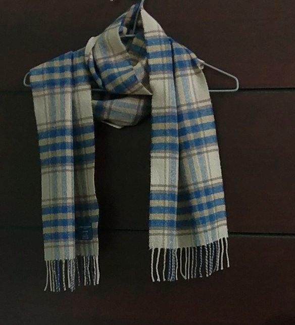 近新（男女均用）蘇格蘭製造 JOHNSTONS OF ELGIN 100% Cashmere 喀什米爾經典花呢格紋圍巾 Burberry THOM BROWNE