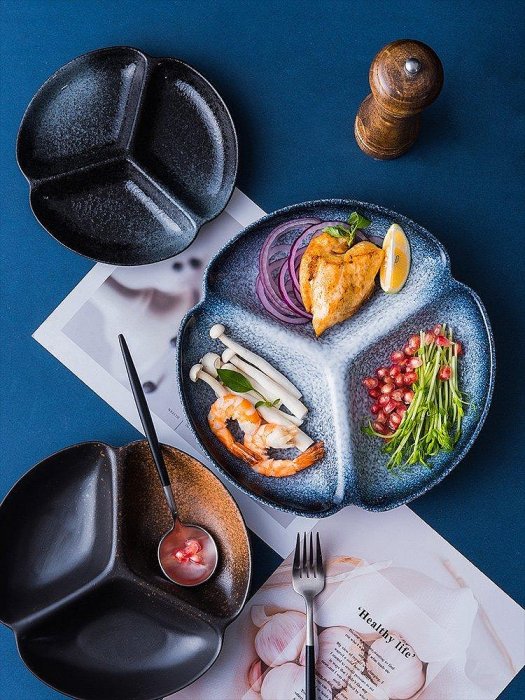 【現貨精選】日式餐盤陶瓷分格盤子家用分隔餐具三格餃子專用盤減脂四格早餐盤