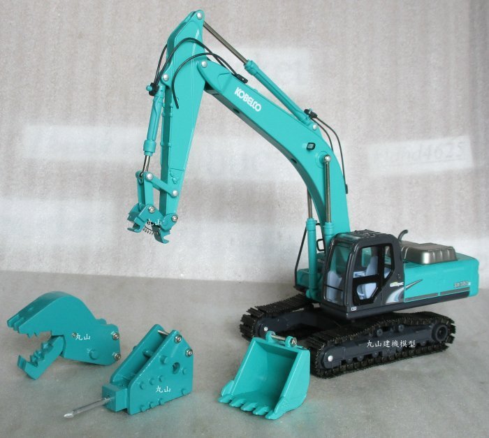 丸山建機模型店]---KOBELCO SK350(綠) + 三工具1/43 怪手挖土機模型 