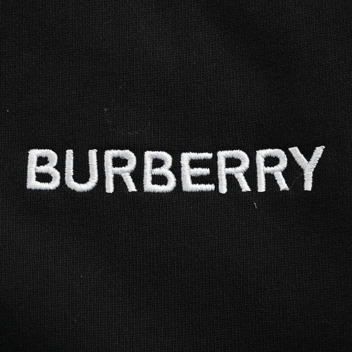 英國Burberry巴寶莉戰馬刺繡長袖拉鏈外套 代購