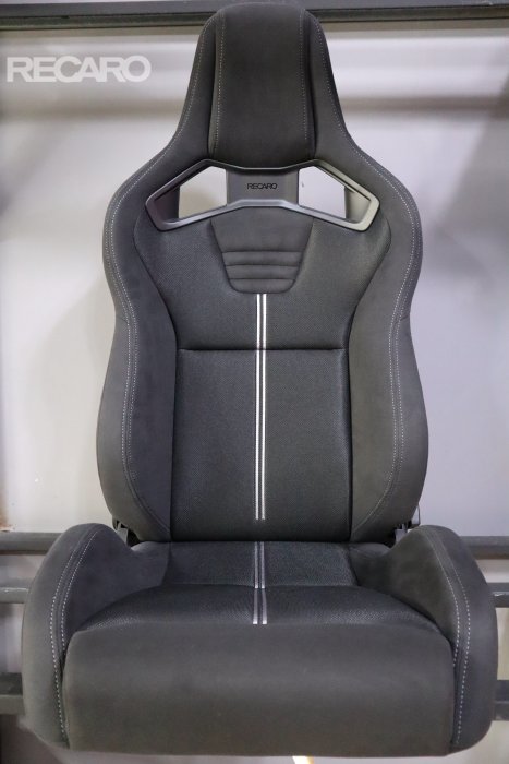 新產品 日本RECARO Sportster 小改款CS GK黑/黑 座椅電熱/椅背電動調整/腰部充氣賽車椅