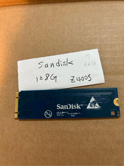 二手近全新Sandisk M.2 SATA SSD Z400S固態硬碟128G，使用9小時，台北可面交